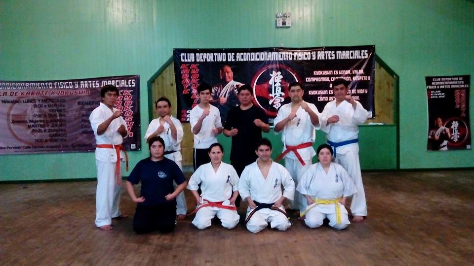 El Karate  Kyokushin sigue con  sus entrenamientos en Achao