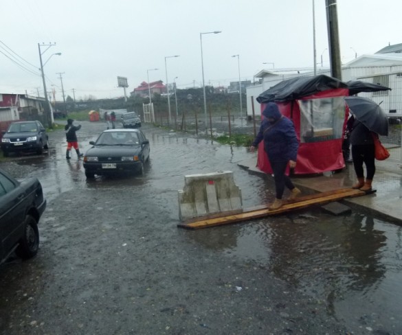 Temporal en chiloe  ha provocado cortes de rutas, anegamientos de calles y deslizamientos de tierra