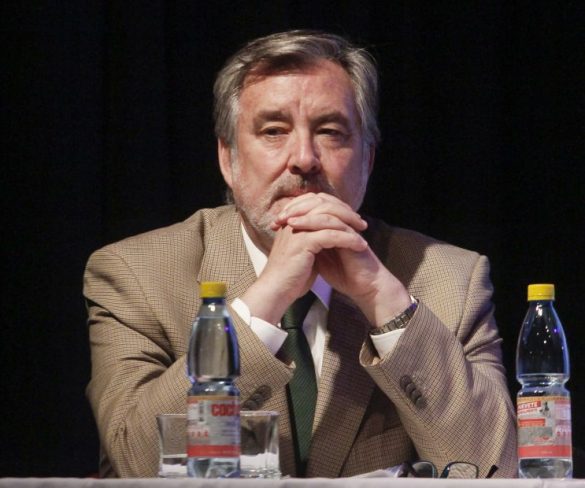 Guillier reafirmó su minuta: «Piñera representa el fin de la gratuidad en la educación»