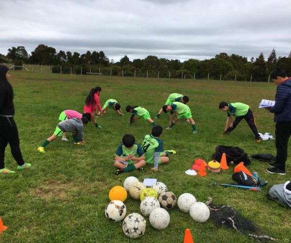 Escuela de Fútbol Isla Quinchao continua  con sus intensos entrenamientos